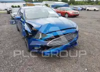 2017 Ford FUSION фото