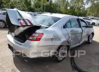 2017 Ford TAURUS фото