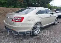 2017 Ford TAURUS фото
