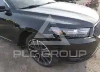 2017 Ford TAURUS фото