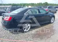 2017 Ford TAURUS фото