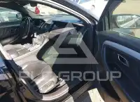 2017 Ford TAURUS фото