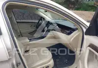 2017 Ford TAURUS фото