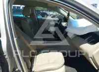 2017 Ford TAURUS фото