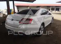 2017 Ford TAURUS фото