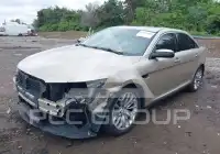2017 Ford TAURUS фото