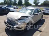 2017 Ford TAURUS фото