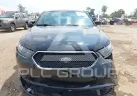 2017 Ford TAURUS фото