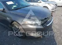 2017 Ford TAURUS фото