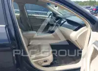2017 Ford TAURUS фото