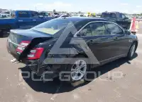 2017 Ford TAURUS фото