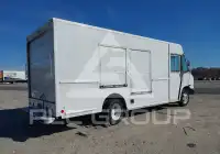 2017 Ford F-590 фото
