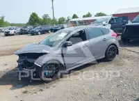 2017 Ford FOCUS photo