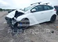 2017 Ford FOCUS фото