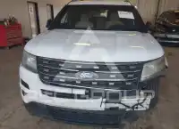 2017 Ford EXPLORER photo