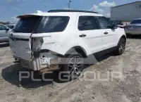 2017 Ford EXPLORER photo