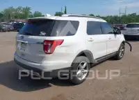 2017 Ford EXPLORER photo