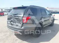 2017 Ford EXPLORER фото