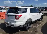 2017 Ford EXPLORER photo