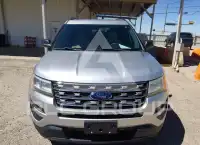 2017 Ford EXPLORER фото