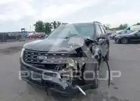 2017 Ford EXPLORER фото