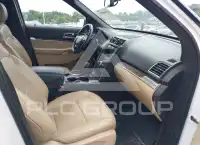 2017 Ford EXPLORER фото