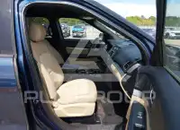 2017 Ford EXPLORER photo