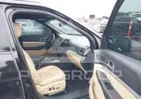 2017 Ford EXPLORER photo