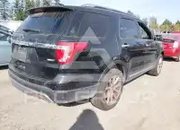 2017 Ford EXPLORER photo