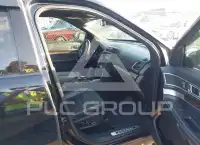 2017 Ford EXPLORER photo