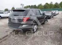 2017 Ford EXPLORER photo