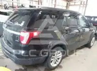 2017 Ford EXPLORER photo