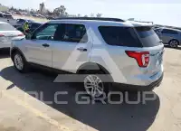 2017 Ford EXPLORER photo