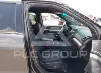 2017 Ford EXPLORER photo