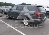 2017 Ford EXPLORER photo