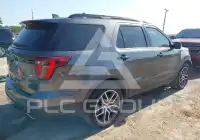 2017 Ford EXPLORER фото