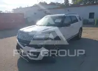 2017 Ford EXPLORER фото