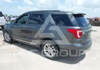 2017 Ford EXPLORER photo