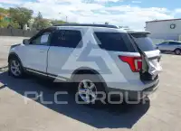 2017 Ford EXPLORER photo