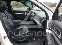 2017 Ford EXPLORER фото