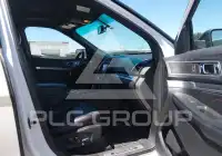 2017 Ford EXPLORER photo