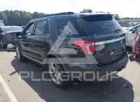 2017 Ford EXPLORER photo