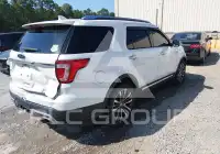 2017 Ford EXPLORER photo