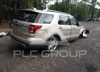 2017 Ford EXPLORER photo