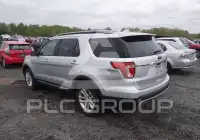 2017 Ford EXPLORER photo