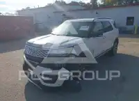 2017 Ford EXPLORER фото