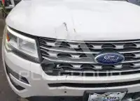 2017 Ford EXPLORER фото