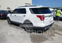 2017 Ford EXPLORER photo