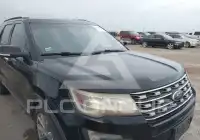 2017 Ford EXPLORER photo