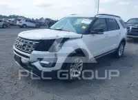 2017 Ford EXPLORER photo